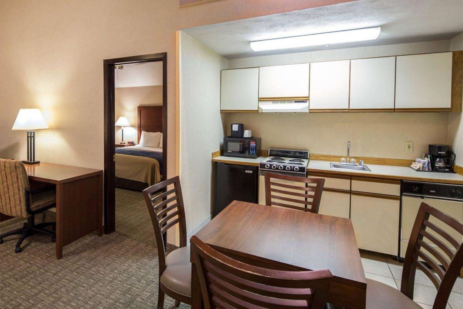 מלון Wingate By Wyndham Anchorage Downtown - Ship Creek מראה חיצוני תמונה