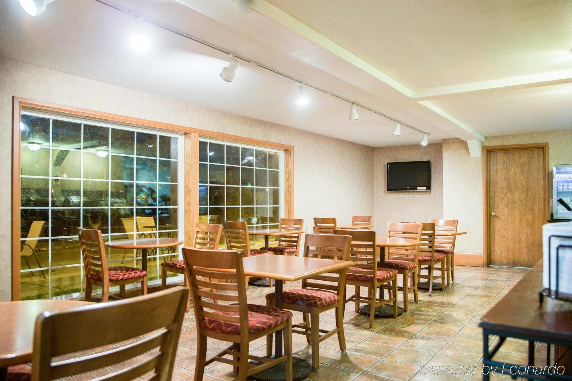 מלון Wingate By Wyndham Anchorage Downtown - Ship Creek מראה חיצוני תמונה